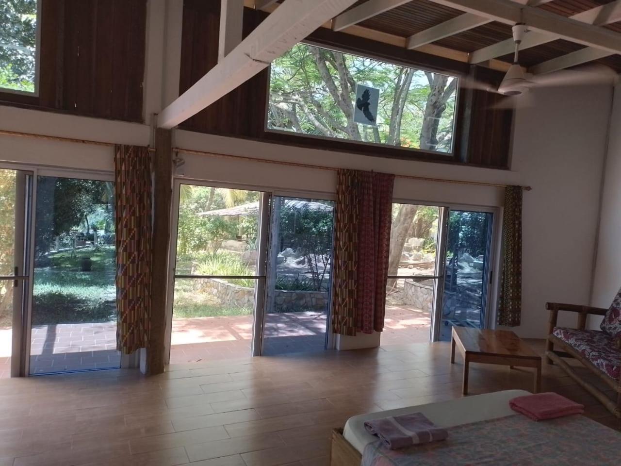 Kokrobite Gardens Restaurant And Guest House Exterior photo